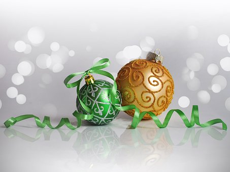 christmas-decorations-1816478__340